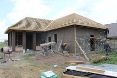 Построенный одноэтажный дом